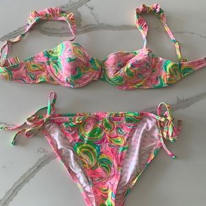 Lily Pulitzer bikini! Size medium - worn a few times! All Nighter Flamingo Pink